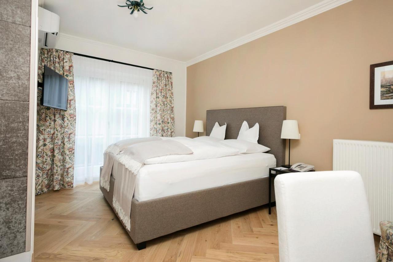 Boutique Hotel Aichinger Nussdorf am Attersee Exterior photo